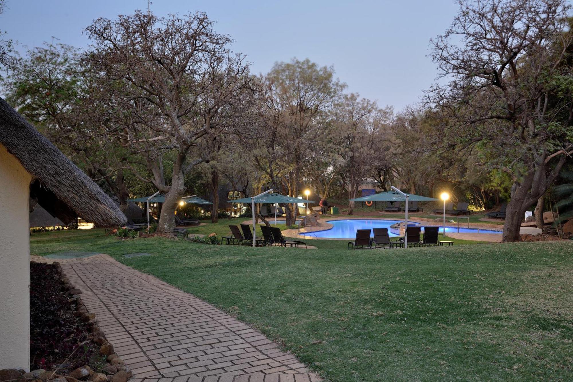 Kwa Maritane Lodge Ледиг Экстерьер фото