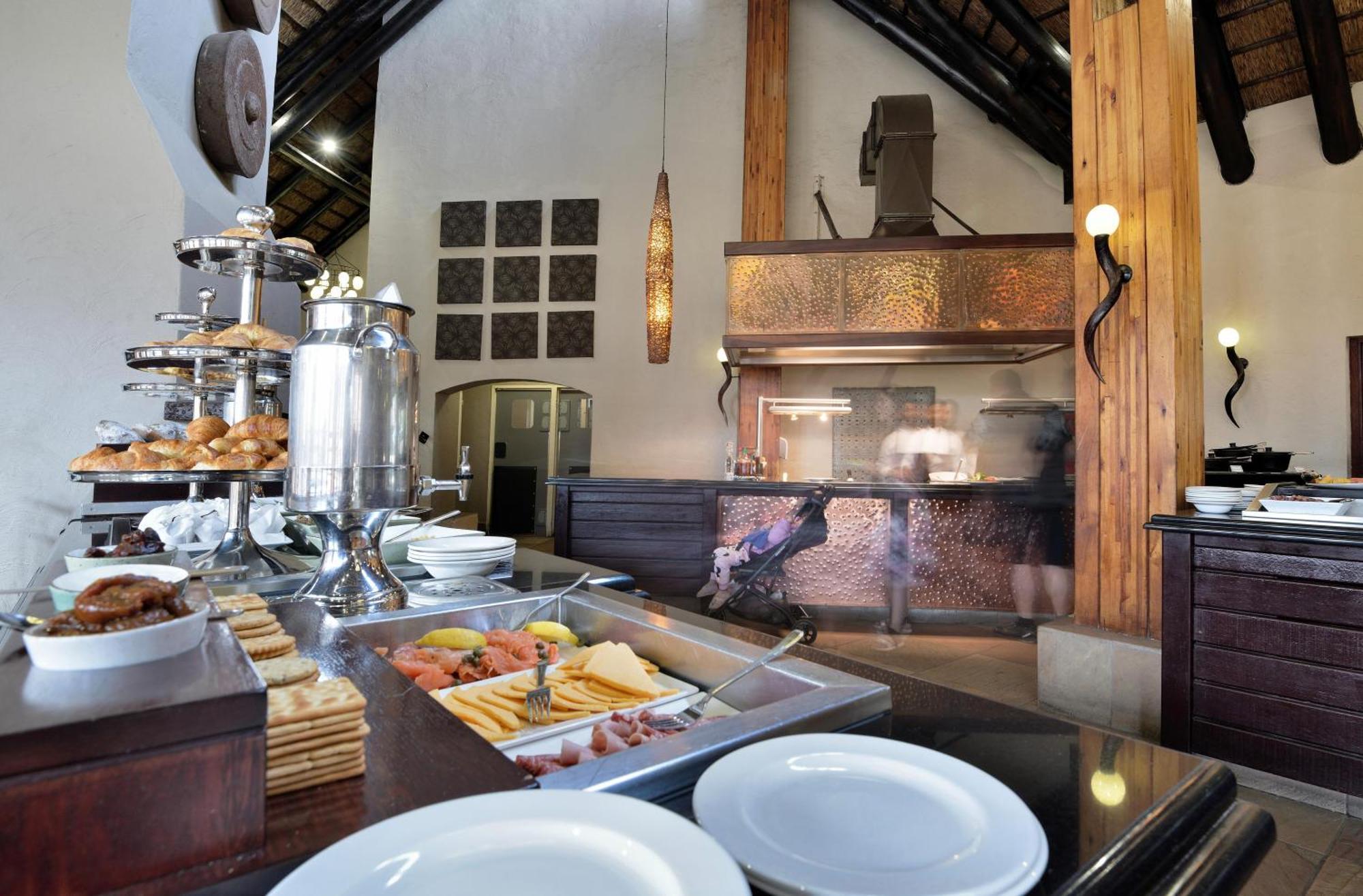 Kwa Maritane Lodge Ледиг Экстерьер фото